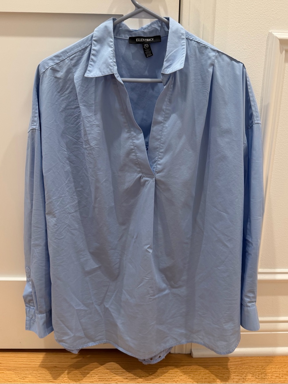 Ellen Tracy French Blue Eyelet Embroidered Blouse Size Medium